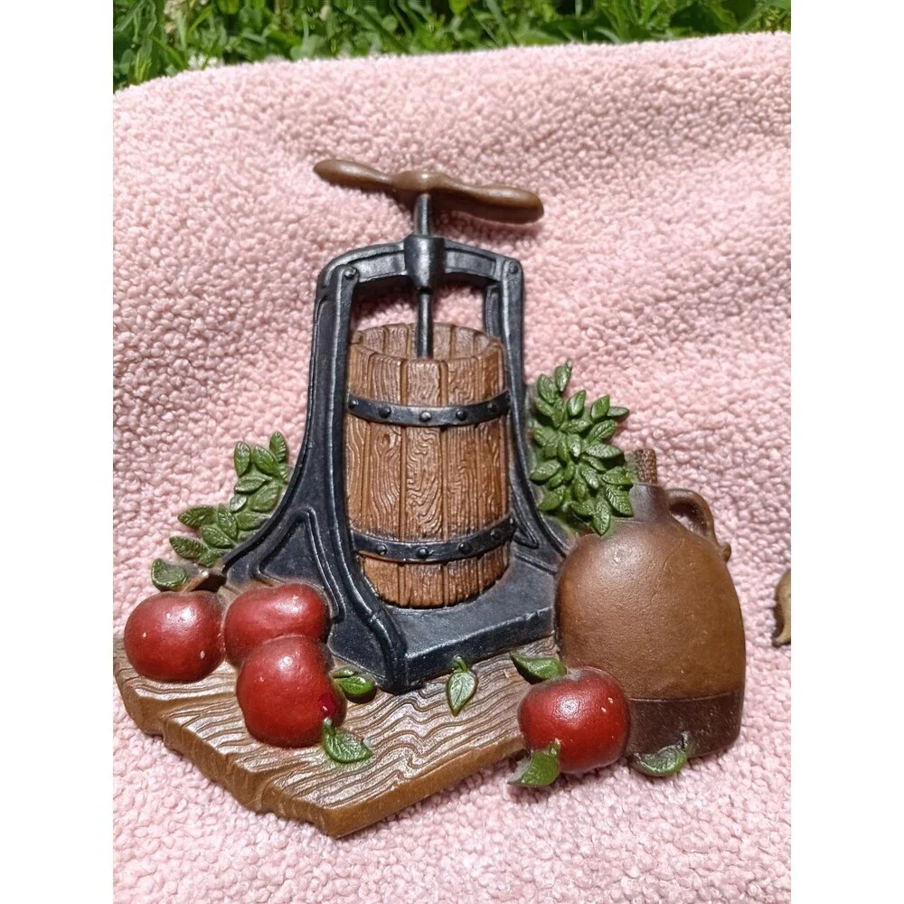 Vintage 1978 Homco Metal Wall Plaque Farmhouse Decor Apple Corn Kitchen Rustic